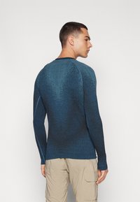 ODLO BL TOP CREW NECK PERFORMANCE WARM BLACKCOMB - Apakškrekls - provincial blue