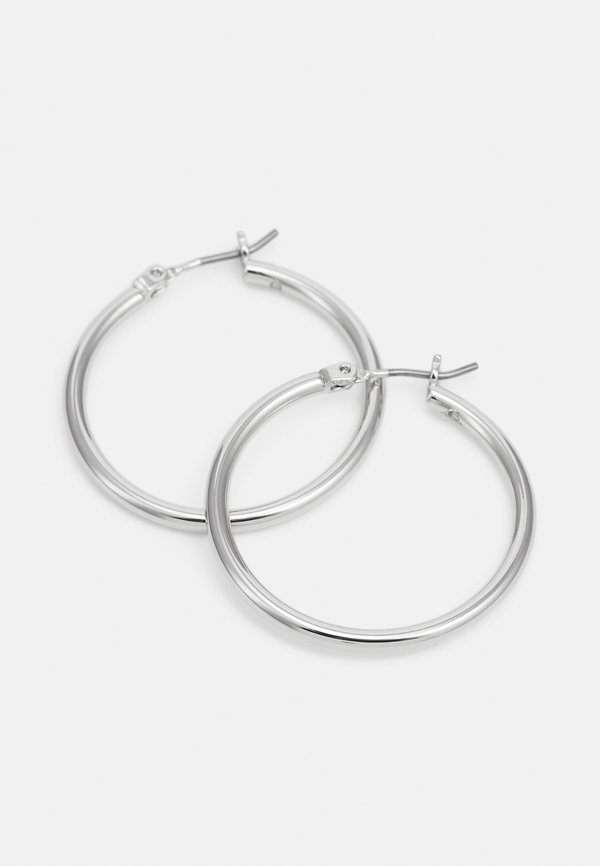 MED THIN HOOP - Earrings3