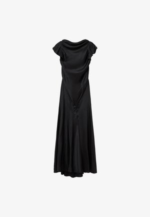Czarna satynowa suknia z drapowanym dekoltem, rękawkami w formie motylków, dopasowanym gorsetem i zwiewną spódnicą. Gładka faktura z delikatnym połyskiem.