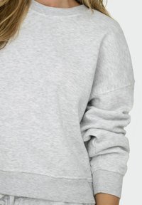ONLY ONLBEST CREW NECK - Mikina - light grey melange