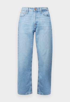 Šviesiai mėlynos džinsinės kelnės su tiesiu kirpimu, penkių kišenių dizainu ir mygtuko užsegimu. Lygus paviršius ir minimalus blukimas su siūtu akcentu.