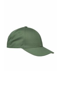 Casquette verte en tissu lisse avec une visière courbée, un design à six panneaux et des détails brodés. Comprend des œillets de ventilation sur les côtés.