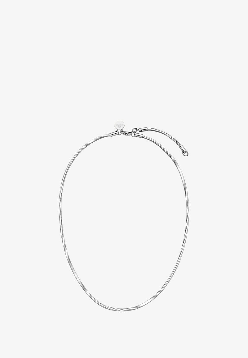 Silberne Schlangenkette mit einem glatten, zylindrischen Design und polierter Oberfläche sowie einem runden Verschluss.