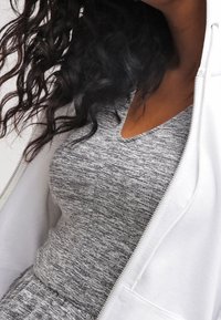 Le Temps Des Cerises Jerseyklänning - mottled grey