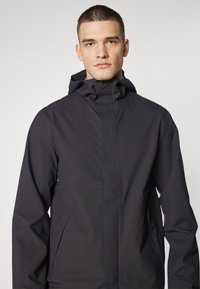 Peak Performance CLOUDBURST COAT - Hardshell striukė - black