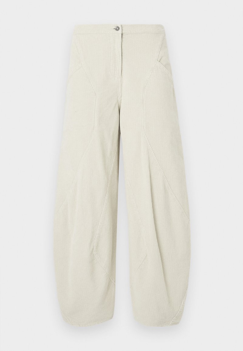 Hellbeige Cordhosen mit voluminösem Design, vertikalen Streifen, hoher Taille und einem einzelnen Metallknopfverschluss.