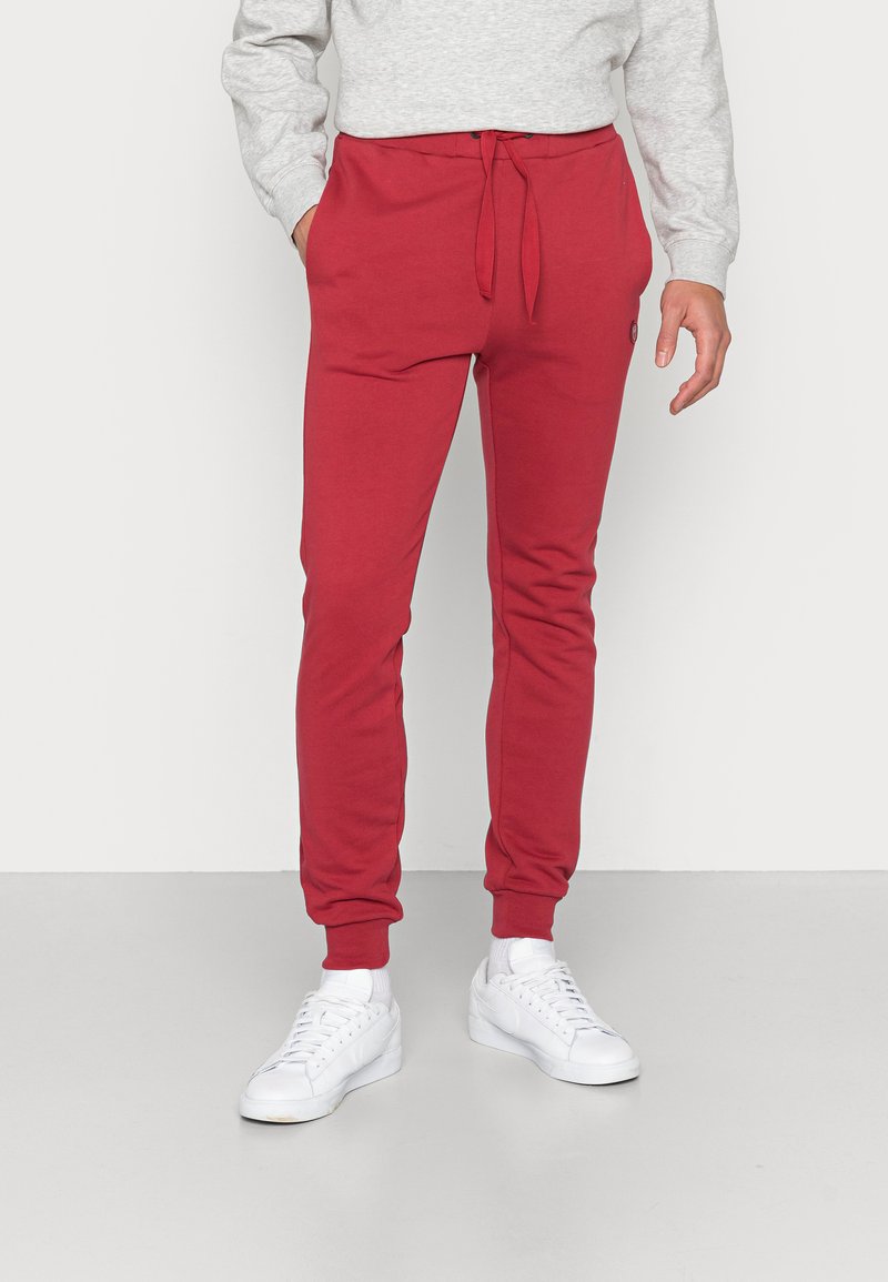 Herren Trainingsanzüge | KnowledgeCotton Apparel TEAK PANTS VEGAN Jogginghose garnet/rot - KC53819 Herren Trainingsanzüge | KnowledgeCotton Apparel TEAK PANTS VEGAN Jogginghose garnet/rot - KC53819