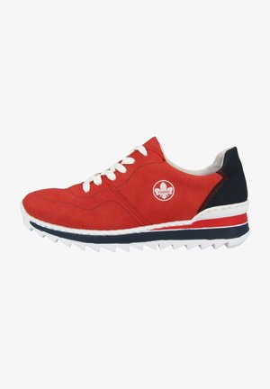 Trainers - red