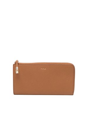 Portafoglio rettangolare in pelle marrone chiaro con cerniera dorata e logo Furla in caratteri dorati, posizionato su sfondo bianco semplice.