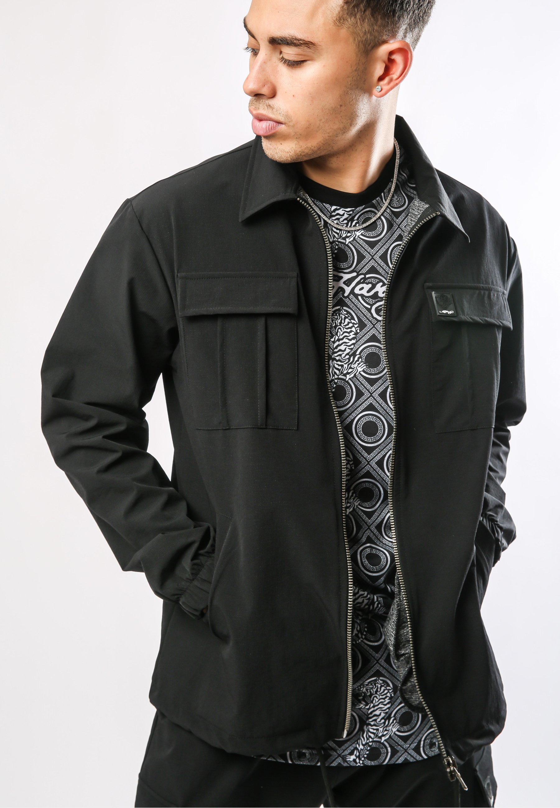 Uomo URBAN-TIGER NYLON POLY STRETCH SHACKET - Giacca leggera Uomo URBAN-TIGER NYLON POLY STRETCH SHACKET - Giacca leggera