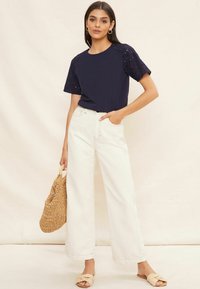 Friends Like These FLUTTER SLEEVE BRODERIE - REGULAR FIT - T-Shirt print - navy blue