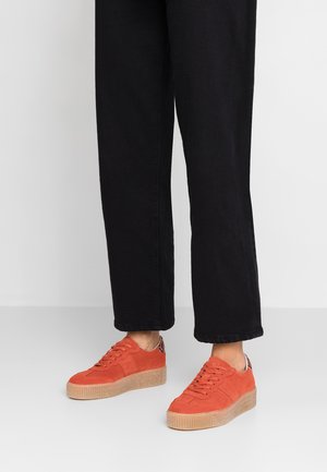Tamaris DA.-SCHNÜRER - Trainers - fire