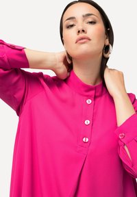 Ulla Popken STEHKRAGEN LANGARM - Tunika - pink