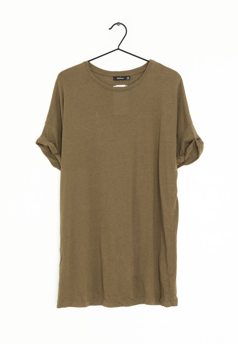 Oliwkowa, krótko-sleeve t-shirt z okrągłym dekoltem, wykonany z miękkiego materiału, z podwiniętymi mankietami i luźnym krojem.