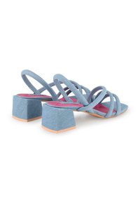Blogger Sandalias - azul