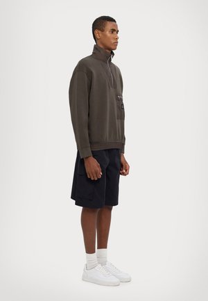 Sweatshirt - black olive