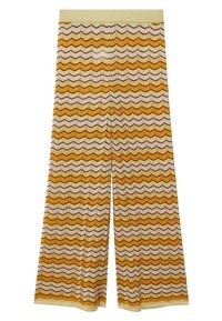 Pantalon large en maille à taille haute avec un motif de rayures en zigzag jaune, orange et beige.