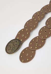 ONLY ONLGLADIATOR STUDDED WAIST BELT - Vöörihm - copper colour/antique gold-coloured