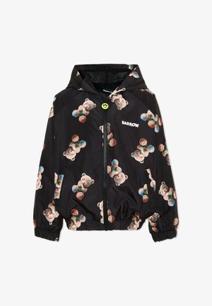 Czarna kurtka z kapturem na suwak, z kolorowym nadrukiem misia teddy i białym logo "BARROW" na piersi, elastyczne mankiety oraz suwak z zawieszką w kształcie uśmiechniętej buzi.