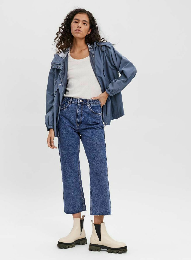 Damen Leichte Jacken | Vero Moda VMEVERLY BOOS Leichte Jacke china blue/blaugrau - TU43196 Damen Leichte Jacken | Vero Moda VMEVERLY BOOS Leichte Jacke china blue/blaugrau - TU43196