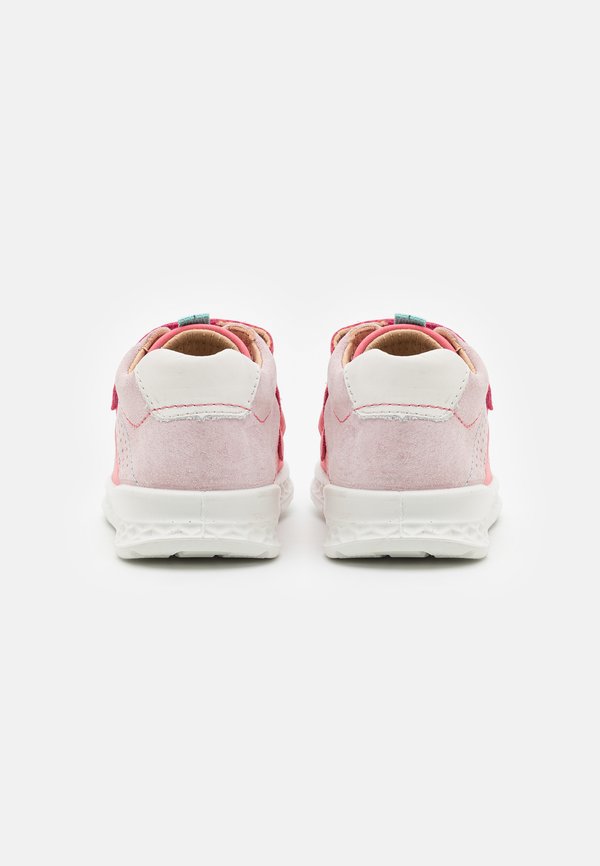 BREEZE - Touch-strap shoes4