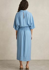 Reiss Päevakleit - blue