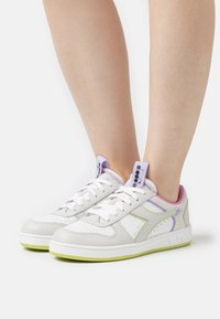 Diadora MAGIC BASKET LABEL  - Sneakers basse - white/daiquiri green