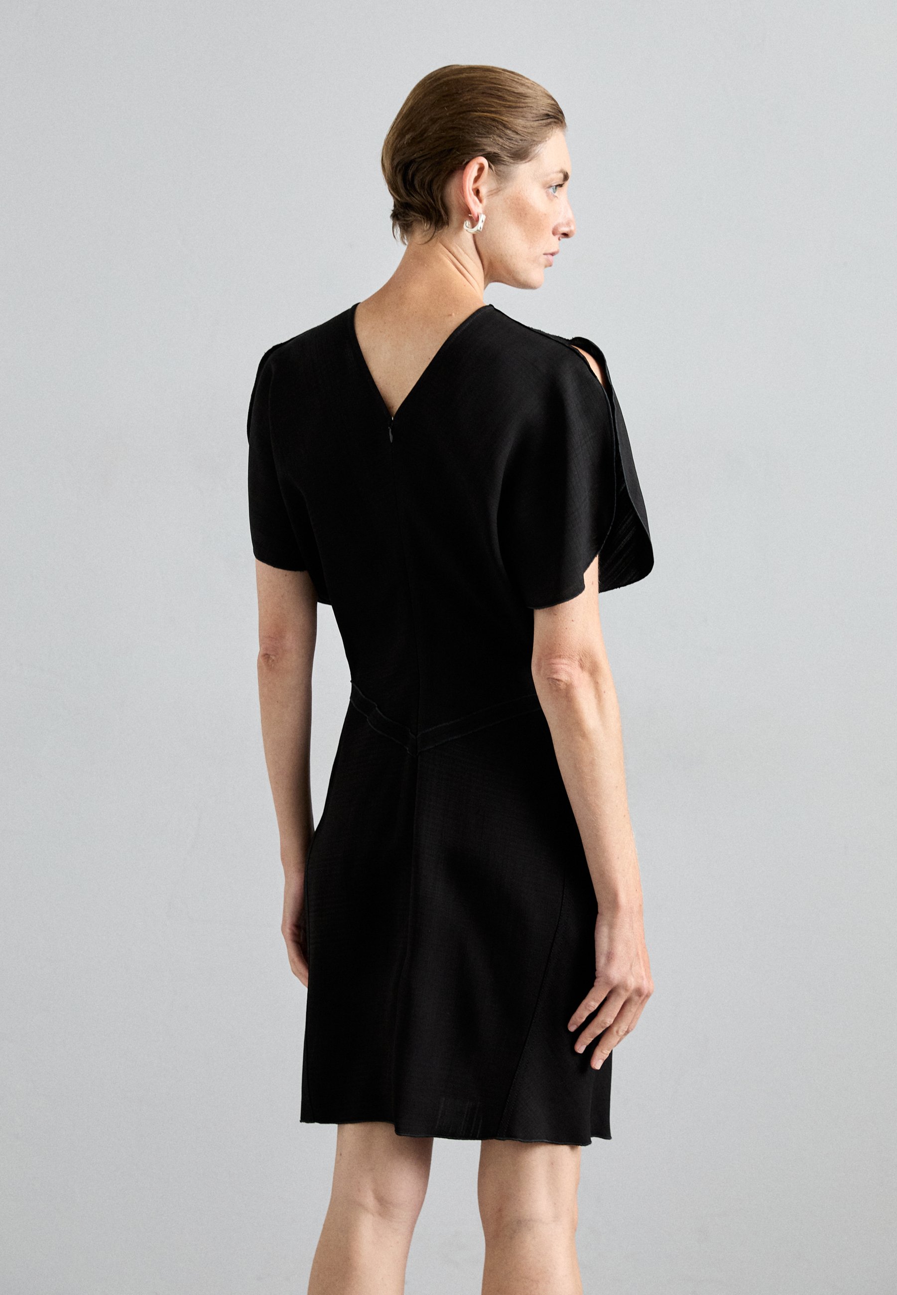 ワンピース VICTORIA BECKHAM 'Gathered Waist Mini' dress Black Gathered Waist Mini Dress In Soft Black Leather – Victoria