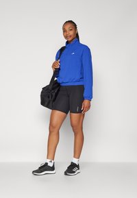 adidas Performance AEROREADY TRAIN ESSENTIALS QUARTER ZIP - Treningsjakke - semi lucid blue