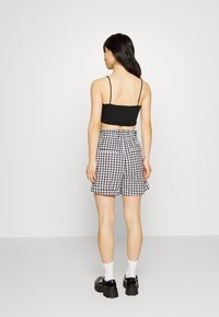 Even&Odd Petite Top - black
