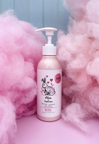 Yope NATURAL INTIMATE WASH - Gel douche - aloe & liquorice