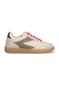 Beige sneakers met luipaardprintaccenten, gouden achterkant en roze veters. Voorzien van gestructureerde materialen en een rubberen zool voor grip.