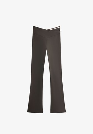 OYSHO, FLARE COMFORTLUX TROUSERS WITH A V-SHAPED WAISTBAND - Pantalon classique - dark grey