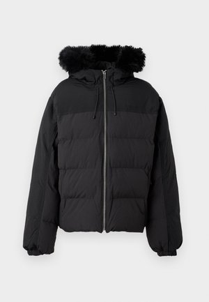 Must puffer-jakk lukuga, karvase kapuutsi, elastsete varrukaotste, tikandi ja siledal tekstuuril. Sobib külma ilma jaoks.