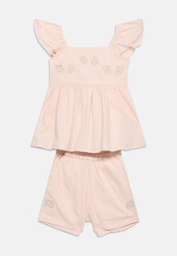 Επιλέχθηκε, dusty rose