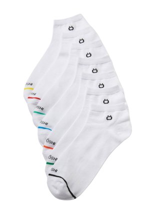 Sechs Paar weiße Knöchelsocken mit farbigen Akzenten in Gelb, Rot, Grün, Blau und Orange, mit einem schwarzen Logo am Bündchen.