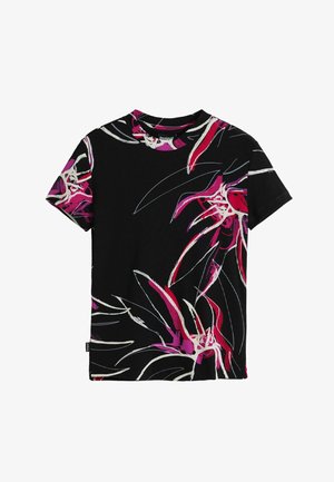 T-shirt nera a maniche corte con un motivo floreale in rosa, bianco e rosso, con texture a coste e scollo tondo.