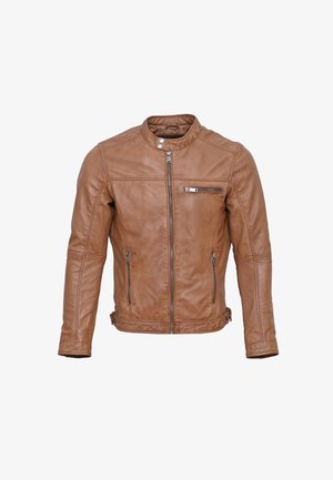 Braune Lederjacke mit Stehkragen, Frontreißverschluss, drei Reißverschlusstaschen, taillierter Schnitt, strukturiertes Material und genähte Schulterdetails.