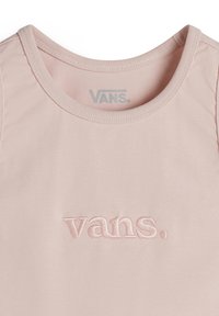 Lichtroze katoenen tanktop met een gladde textuur, voorzien van een ronde halslijn en geborduurd "vans." logo in bijpassende draadkleur.