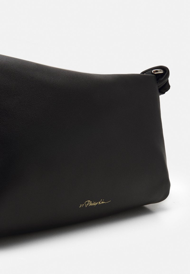 Damen Handtaschen | 3.1 Phillip Lim CROISSANT Handtasche black/schwarz - IH70615 Damen Handtaschen | 3.1 Phillip Lim CROISSANT Handtasche black/schwarz - IH70615