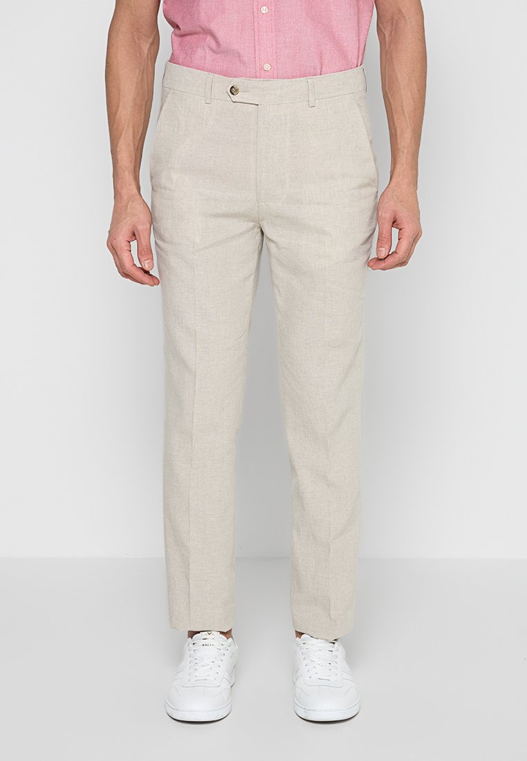 SLIM FIT