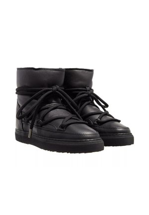 Winter boots - black