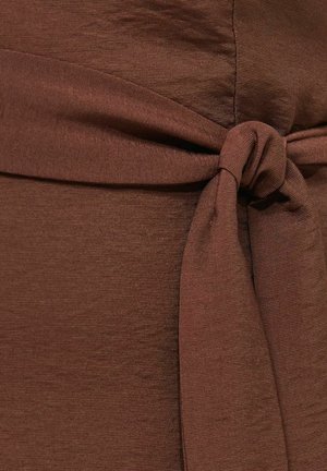 New Look Curves, CURVES DARK  BUTTON THROUGH PUFF SLEEVE MIDI DRESS - Blusenkleid - dark brown