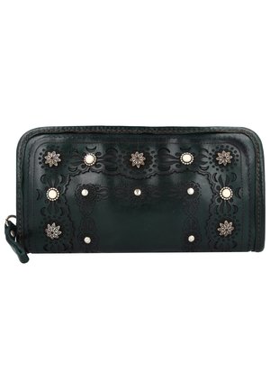 Portafoglio in pelle verde con motivi floreali in rilievo, dettagli in metallo argentato e design intagliati intricati. Chiusura con zip laterale.