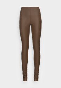 Leggings en simili cuir marron avec une taille haute, texture lisse et design ajusté. Pas de fermetures ni d'ornements visibles.