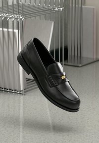 MIA PENNY LOAFER - Sapatos slip-on elegantes - black