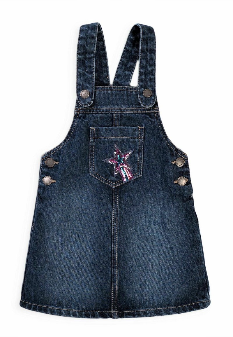 Robe salopette en denim foncé avec une poche avant ornée d'une étoile en sequins rose et violet et une queue rayée, bretelles à boutons et boutons latéraux.