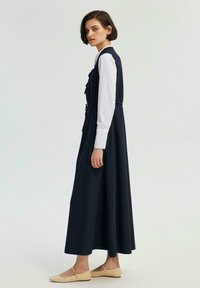 Touché Privé Rochie maxi - navy blue