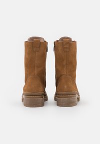 Paul Green Stivaletti stringati - brown