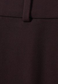 Reiss Chino kalhoty - berry